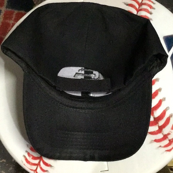 San Francisco Giants Men’s Black Adjustable Baseball Hat Cap - Picture 2 of 3